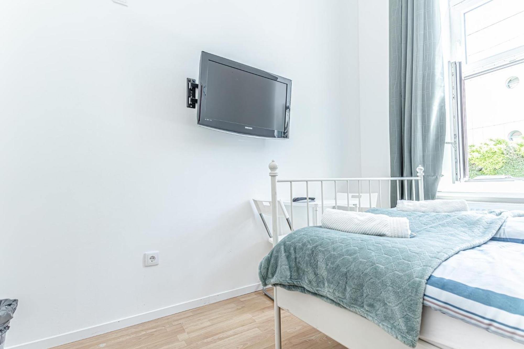 Loevly Shared 6Br With Garden Near Danube & Millenium City Vienna Esterno foto