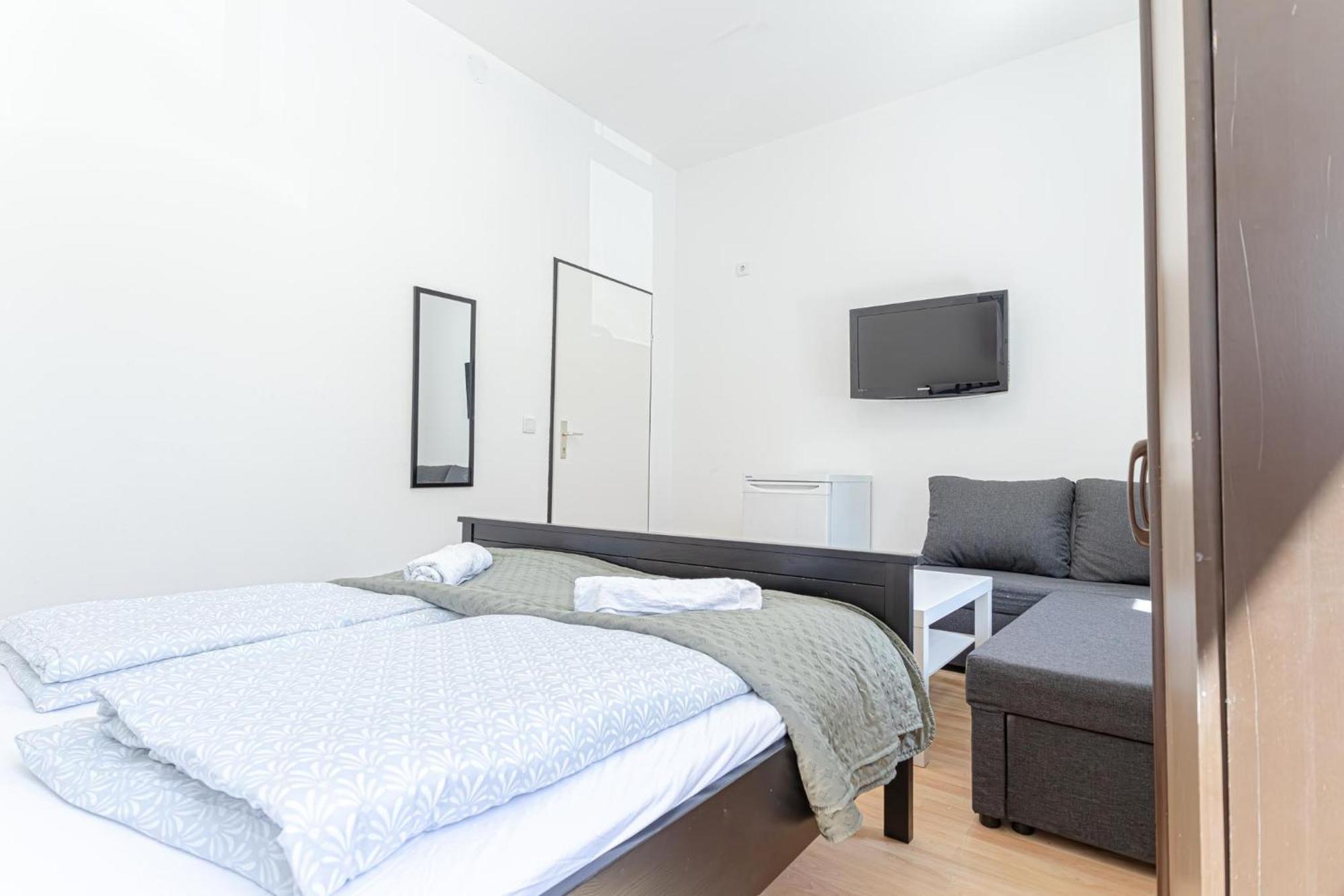 Loevly Shared 6Br With Garden Near Danube & Millenium City Vienna Esterno foto