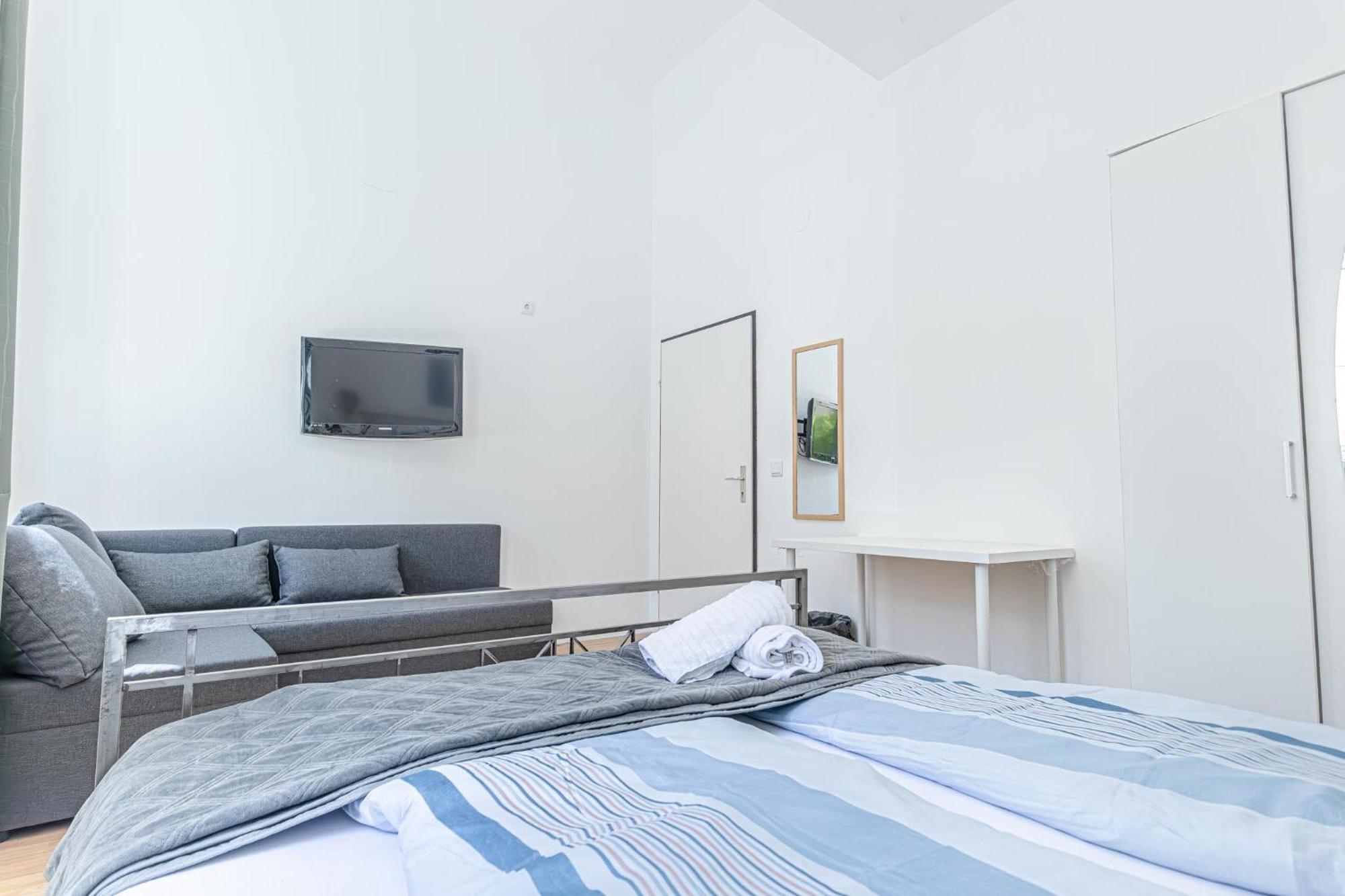 Loevly Shared 6Br With Garden Near Danube & Millenium City Vienna Esterno foto